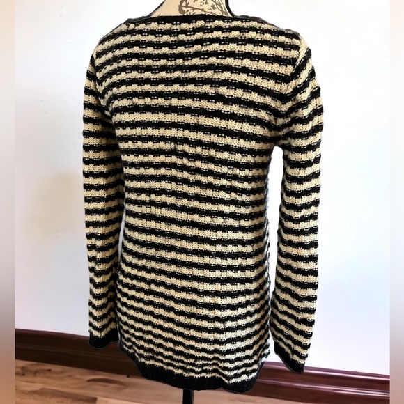 Mirumi EUC Black And White Knit Striped Eyelash Tunic Sweater Pockets Sz Medium - Picture 12 of 12